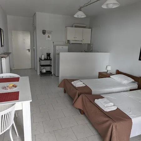 Dimitris Break Apts Aparthotel *