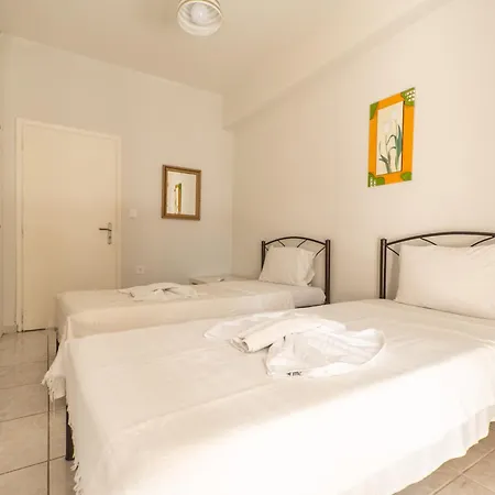 Dimitris Break Apts Aparthotel